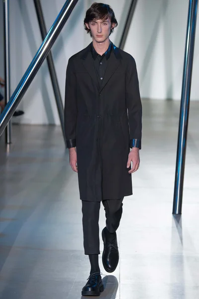 Look 23